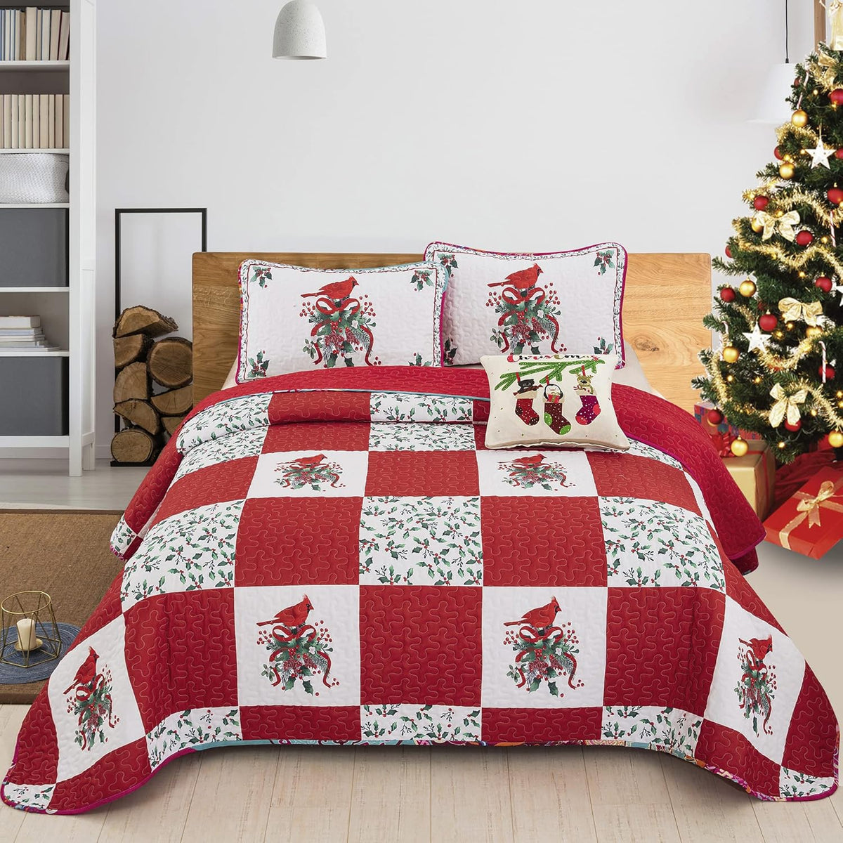 Elegant Red, greem &amp; White Christmas Queen Bedspread Set