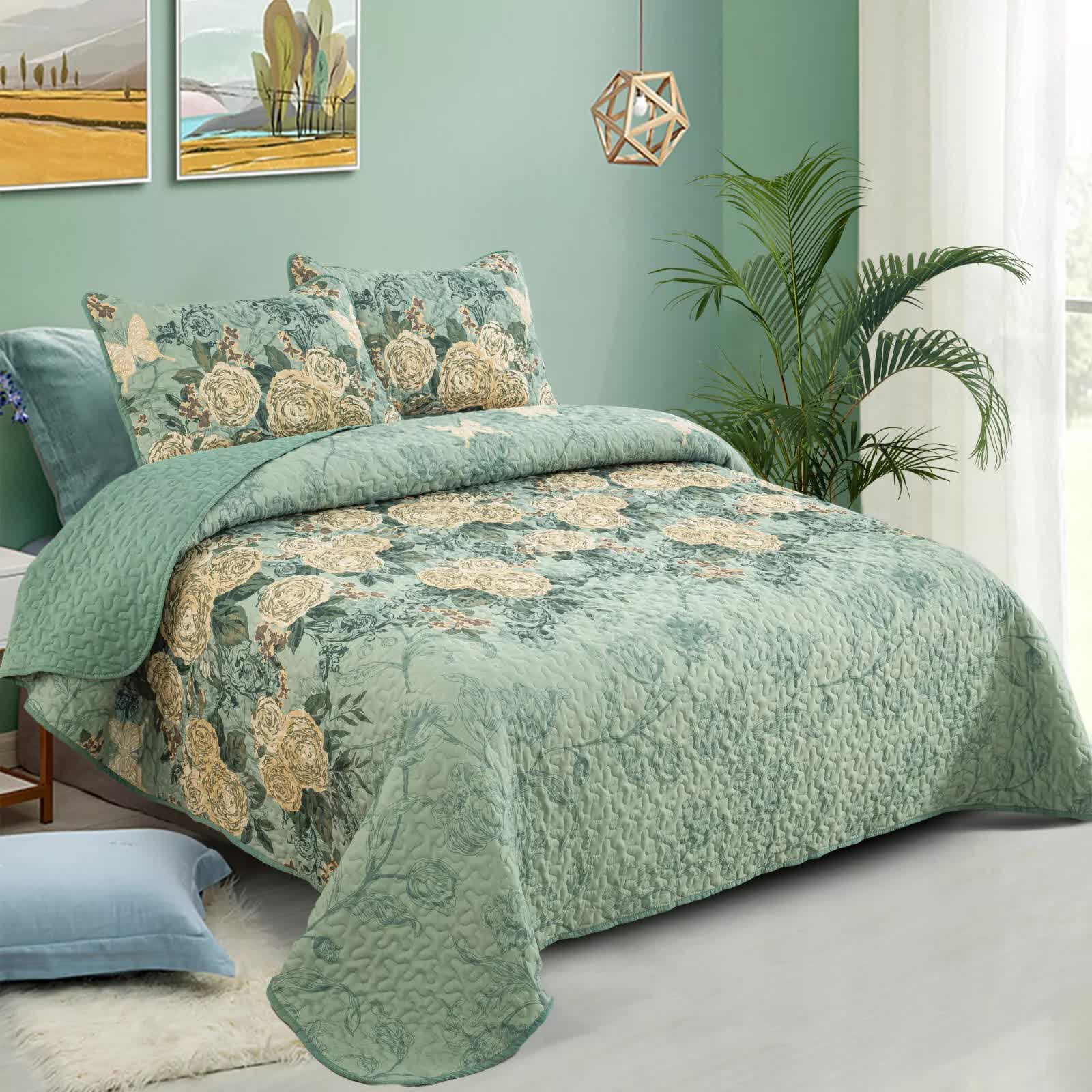 Meadow Butterfly Green Quilted Bedspread Set with Floral Details and Pillowcases