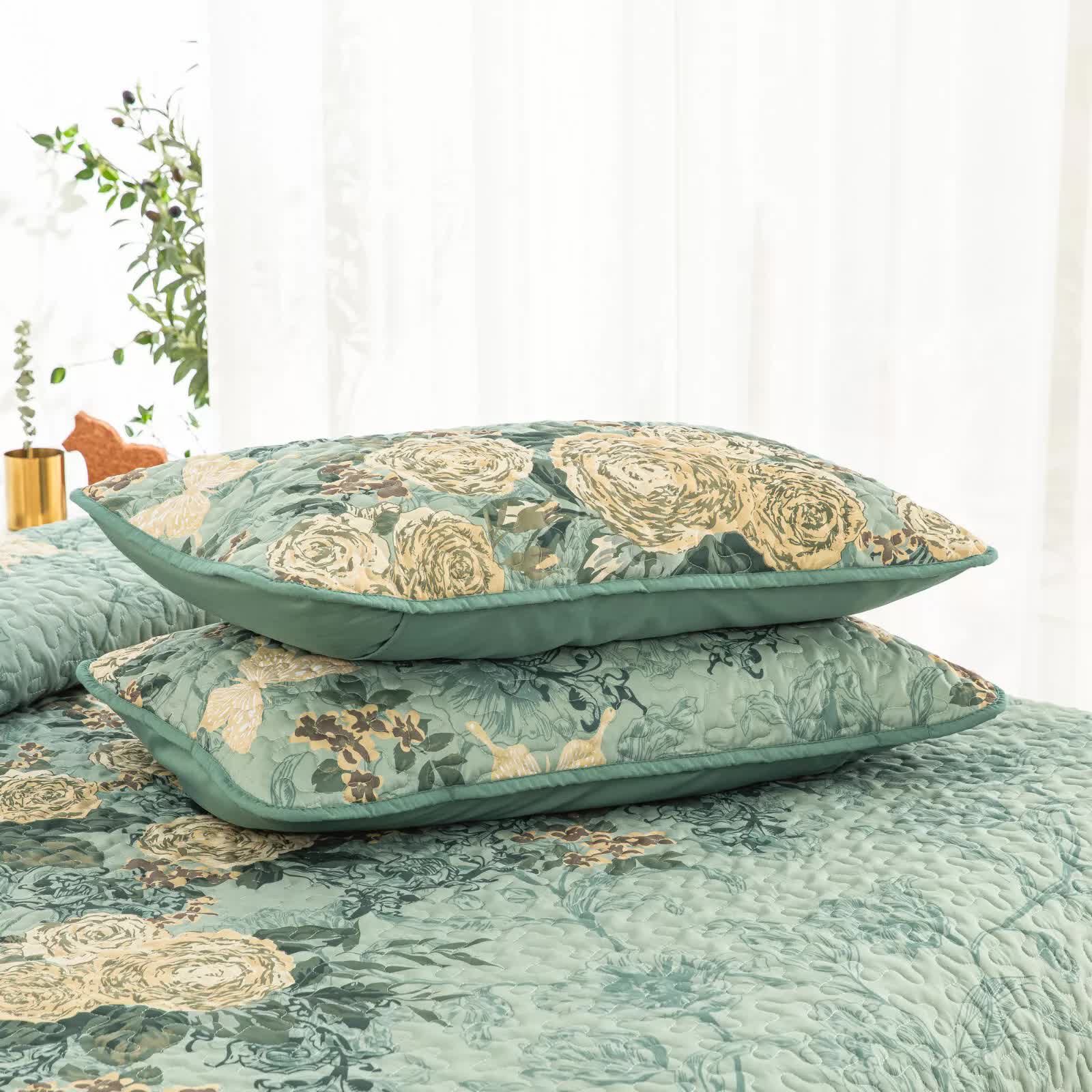 Meadow Butterfly Green Quilted Bedspread Set with Floral Details and Pillowcases