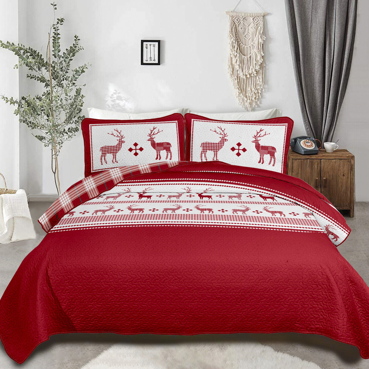 Joyful Red &amp; white Reindeer Christmas Queen Bedspread Set