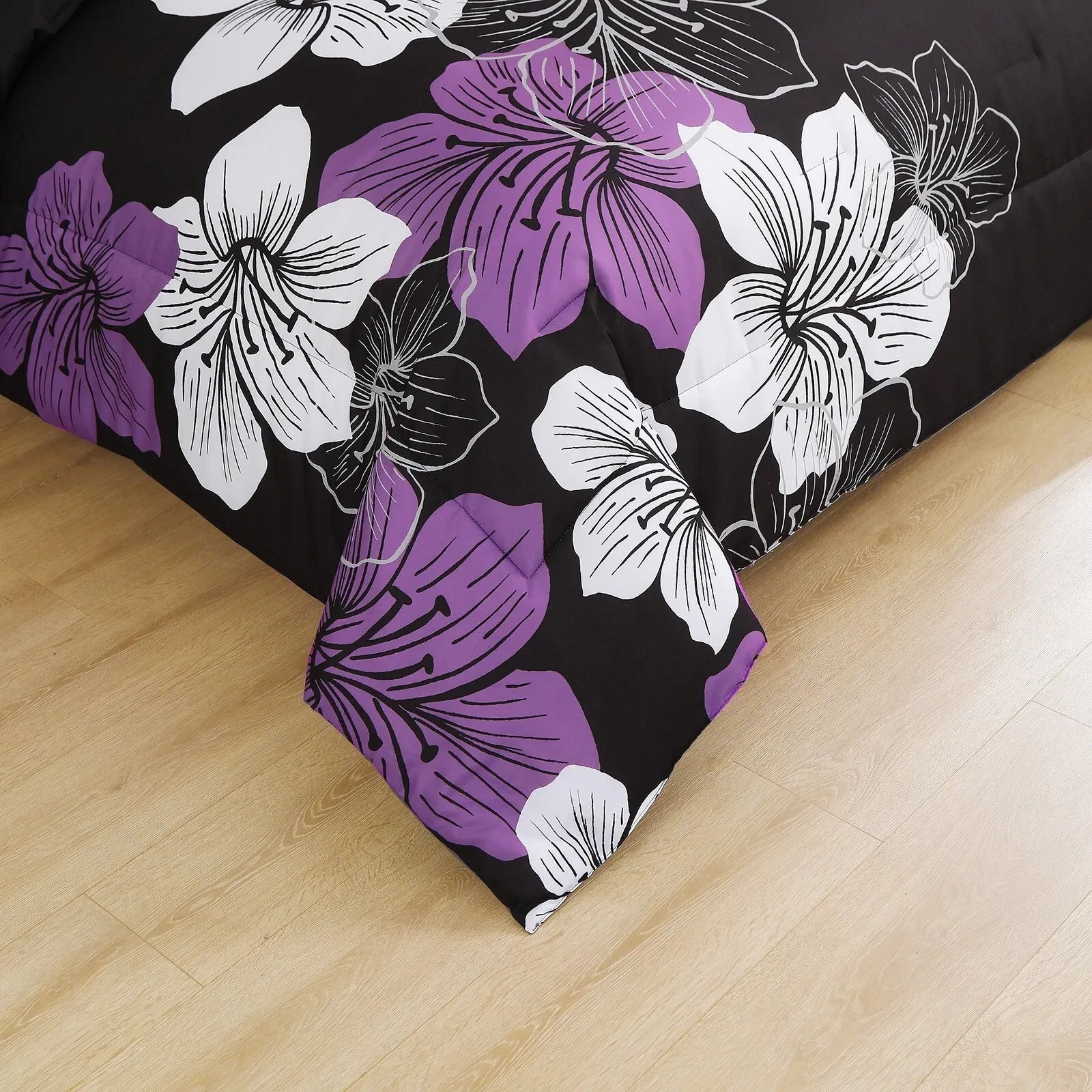 Black Purple Hibiscus Bloom Comforter Quilted Doona Set