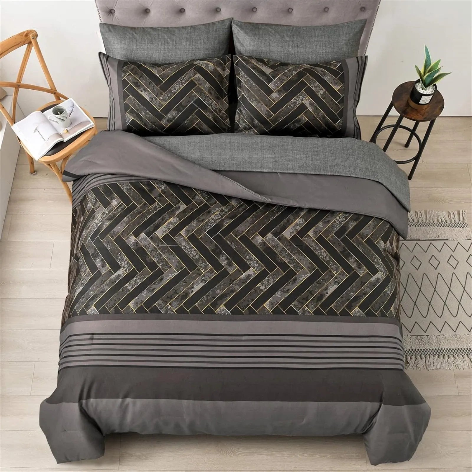 Charcoal Geometric Luxe Comforter Quilted Doona Set