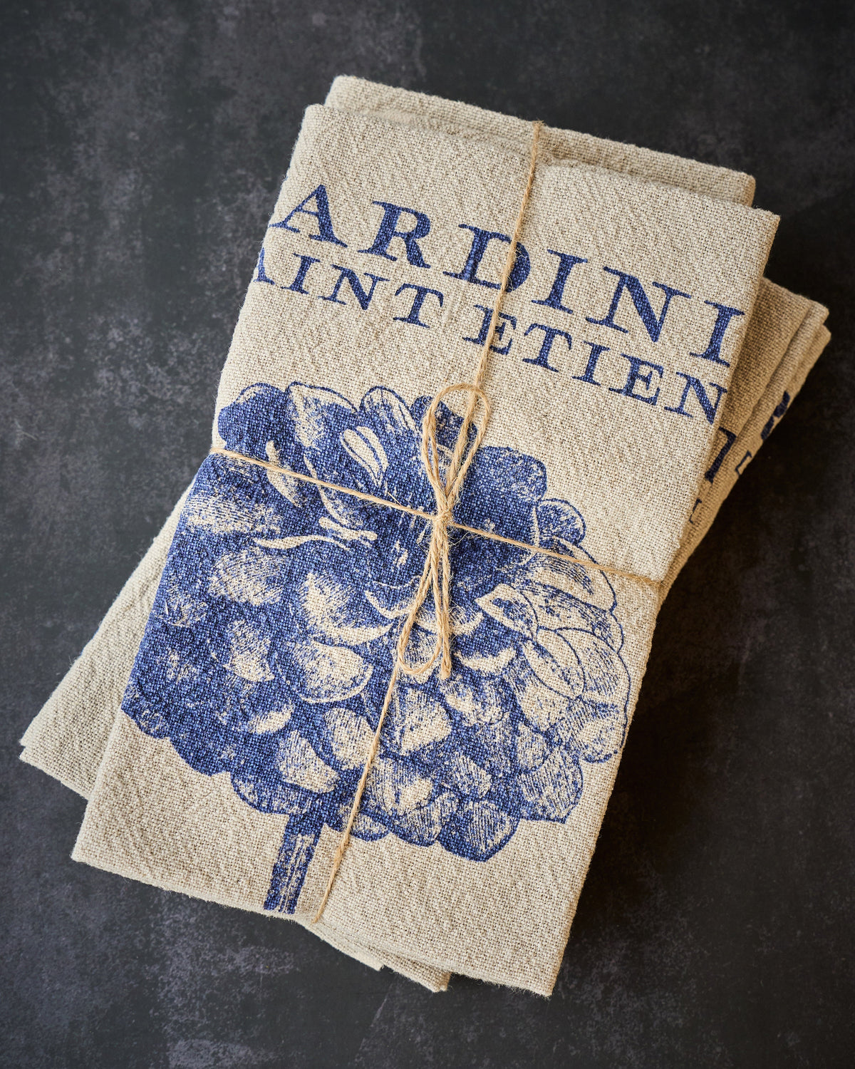 casa-verde-tea-towel-vintage-linen-cott-le-jardinier