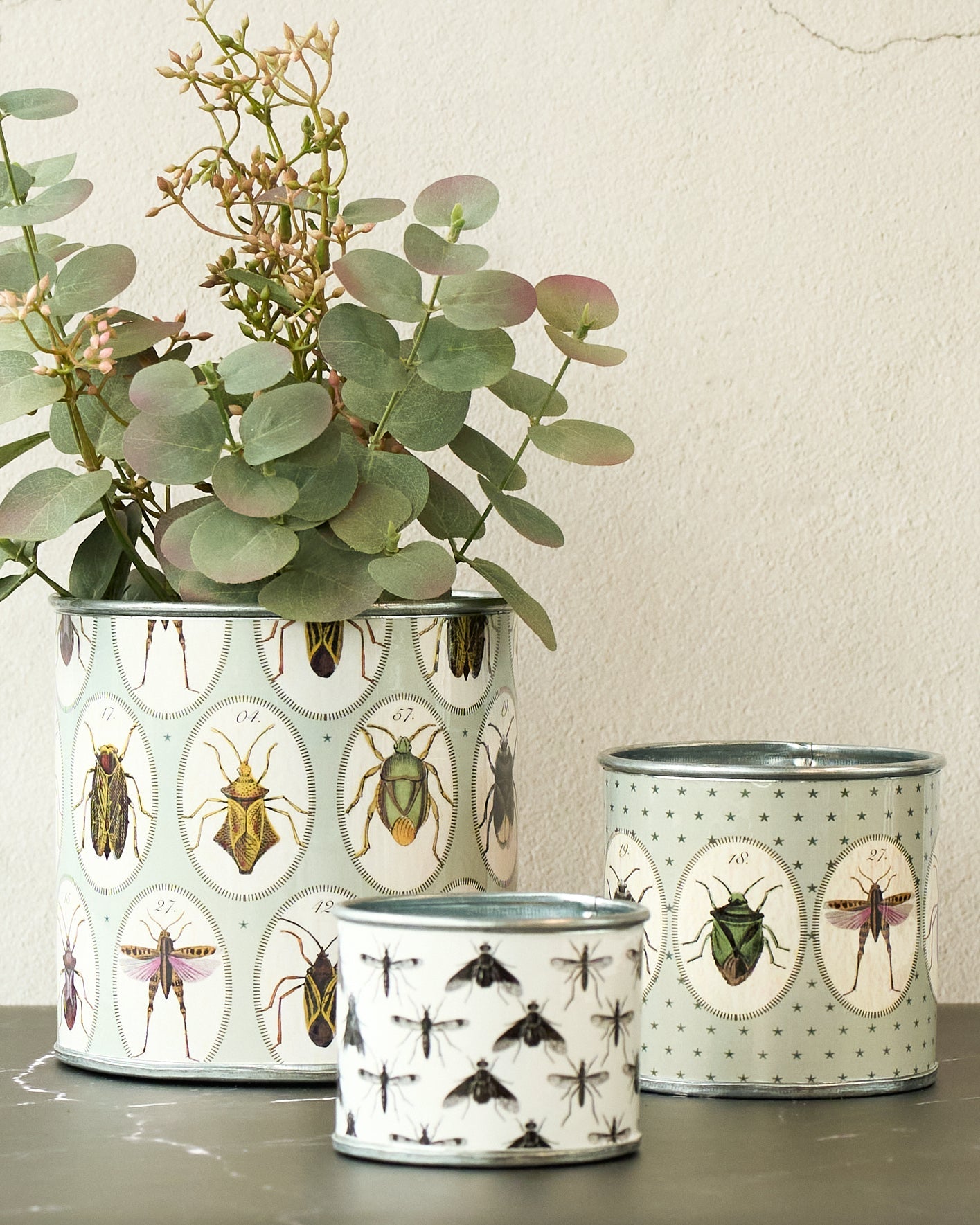 tin-planter-bugtasia-taupe-set-of-4