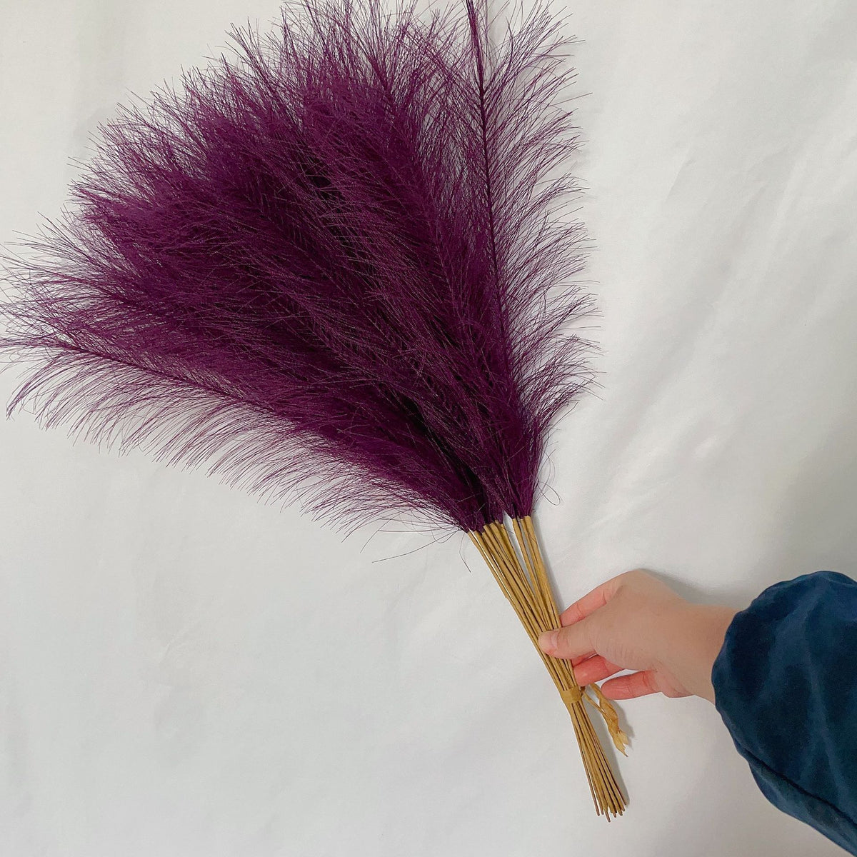 20 sticks Dark Purple Pampas Grass Bouquet-21.65&quot; Fluffy Dried Pampas for Home Decor and Events