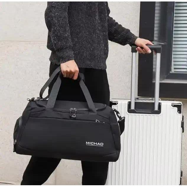 Black Large Capacity Gym Bag with Wet and Dry Separation – Multifunctional Travel, Sports, and Swimming Bag for Men and Women