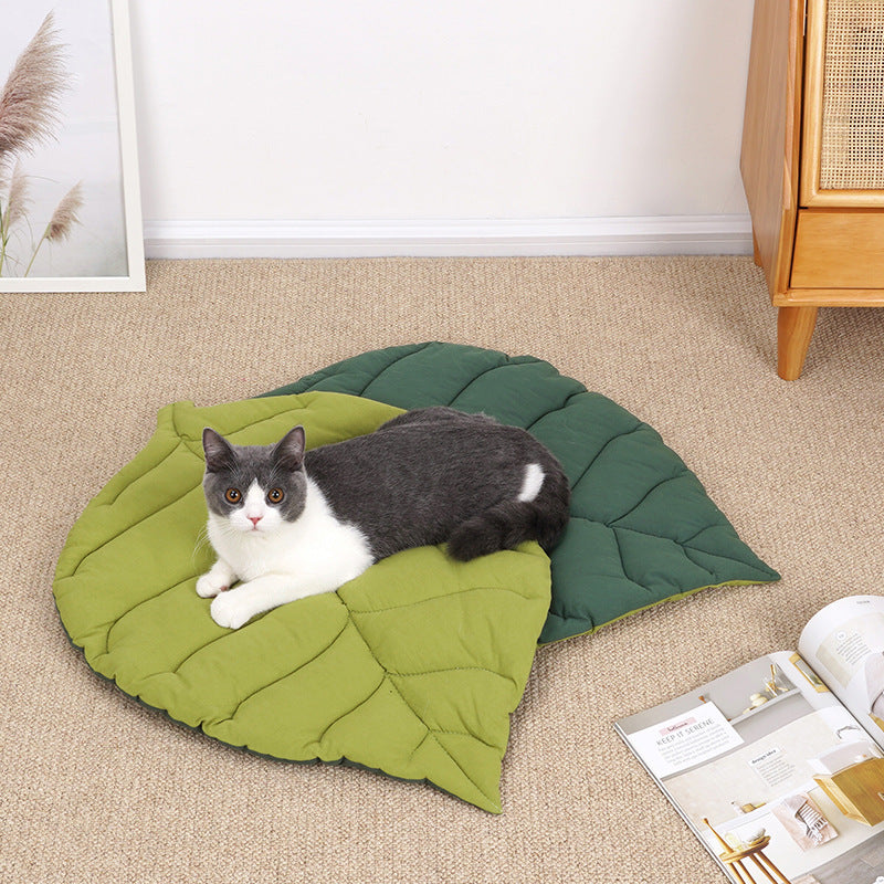 2 Pcs Green Leaf-Shaped Pet Sleeping Mat - Durable Dog Floor Pad &amp; Cat Bed for Sleeping and Playtime