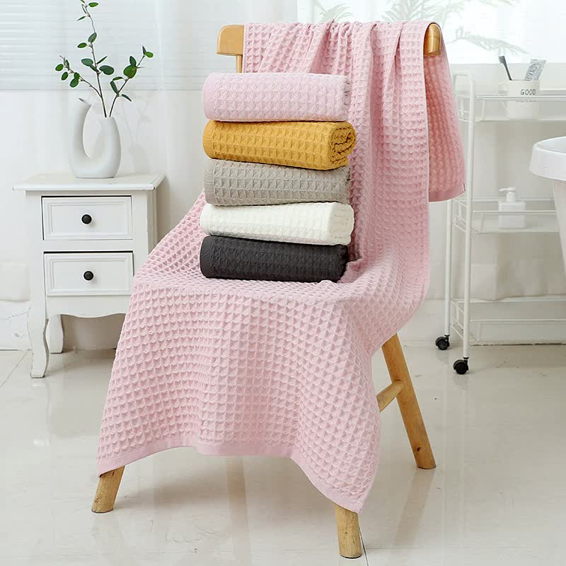 Yellow Luxury Cotton Waffle Bath Towel, Soft, Quick-Drying, Water Absorbent, Unisex, for Home Use