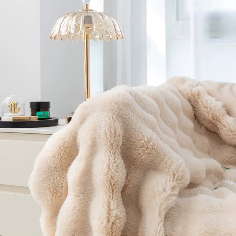 Off White 130*160cm Plush Toscana Rabbit Hair Throw Blanket - Soft Flannel Fleece for All Seasons, Perfect for Couch & Bed