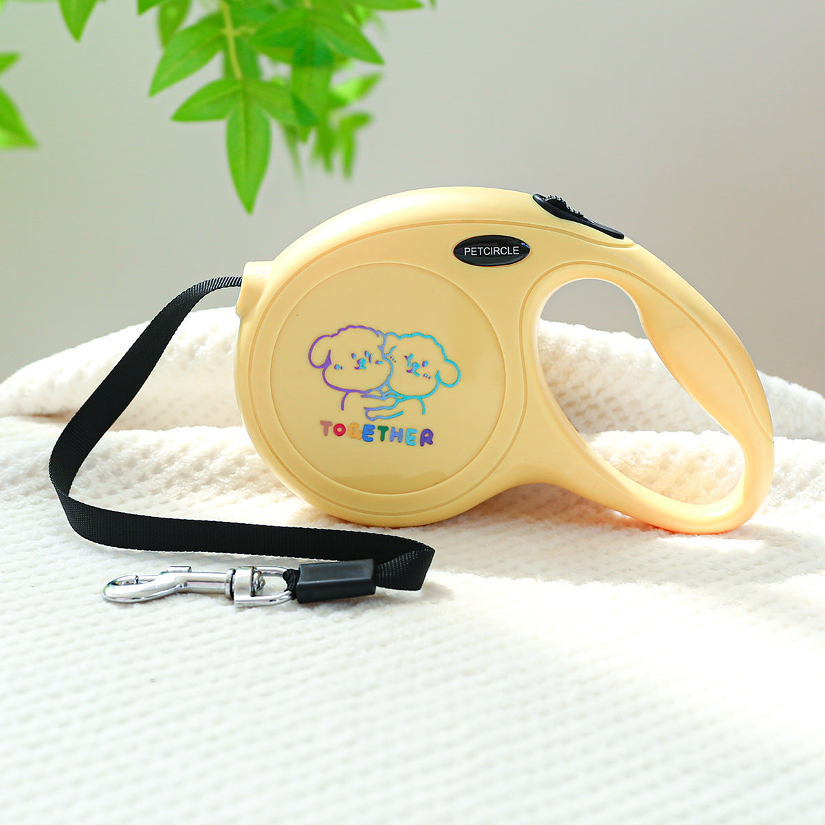 Yellow Together 5m Cartoon Retractable Dog Leash for Golden Retriever &amp; Poodle Puppies - Durable, Tangle-Free Pet Walking Essential