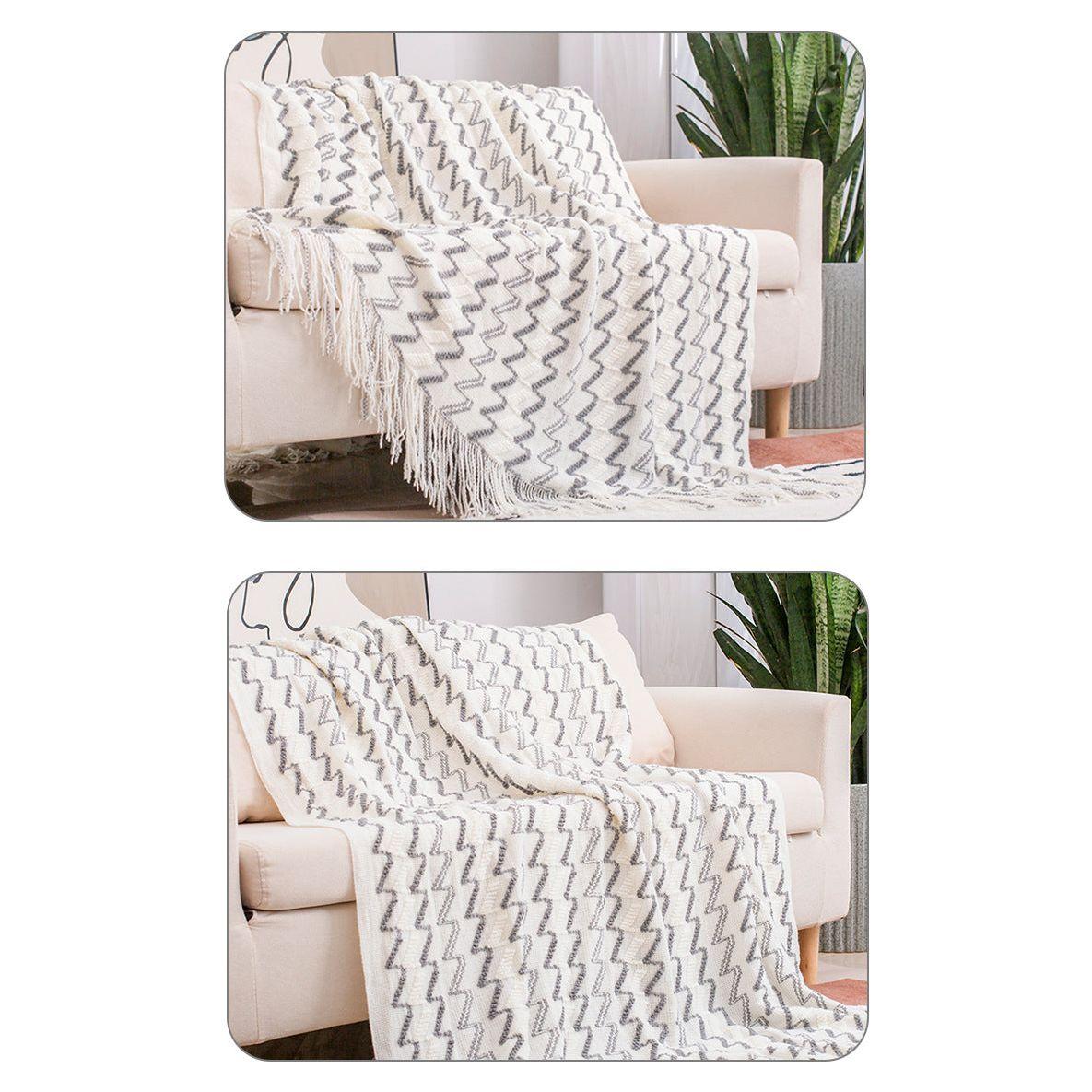 130*230CM White And Grey Modern Knitted Throw Blanket with Tassels - Soft & Lightweight for Sofa, Bed, and Office