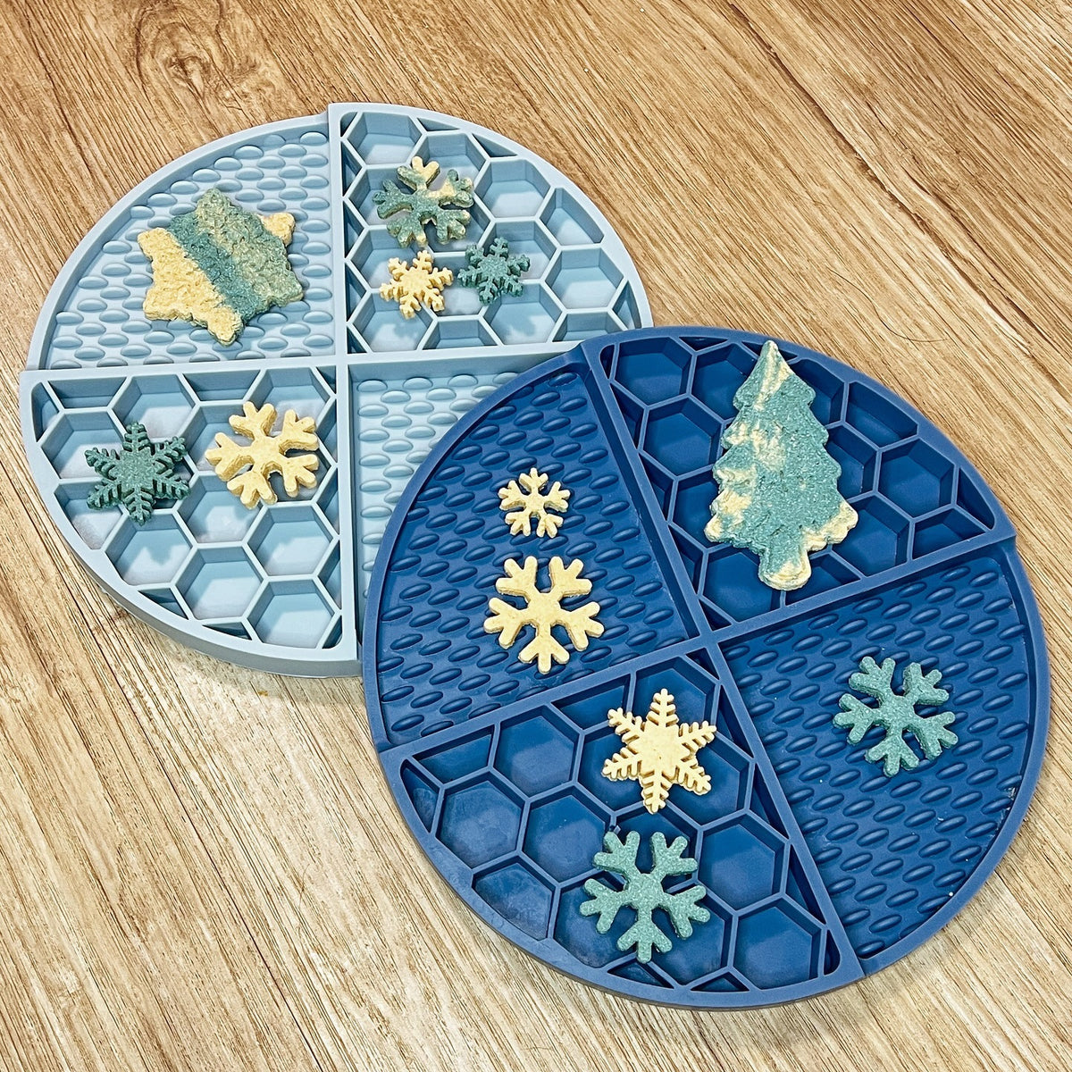 2 Pcs Light Green Honeycomb Pet Slow Feeder Bowl - Anti-Choke Silicone Lick Mat with Suction for Dogs