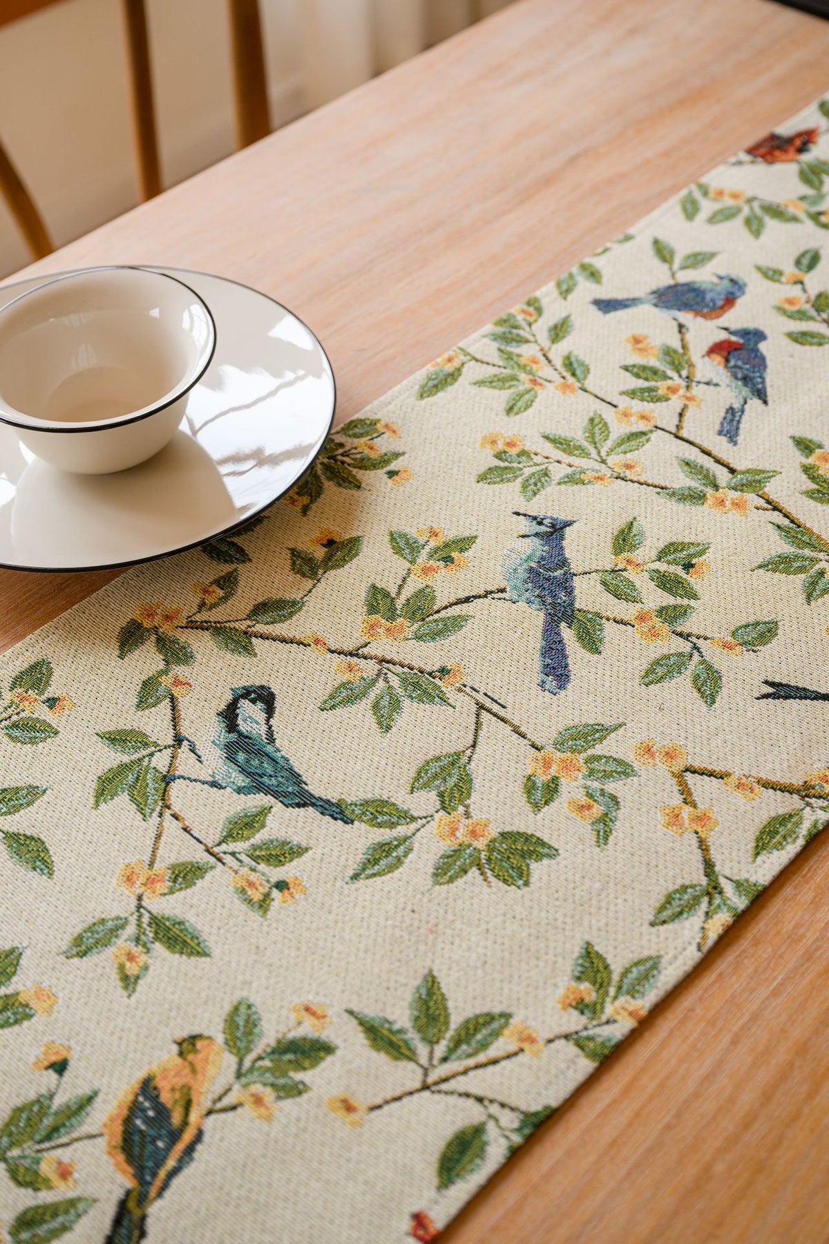 Birds &amp; Branch Table Runner - Jacquard Woven Beige with Tassels(33X200CM)