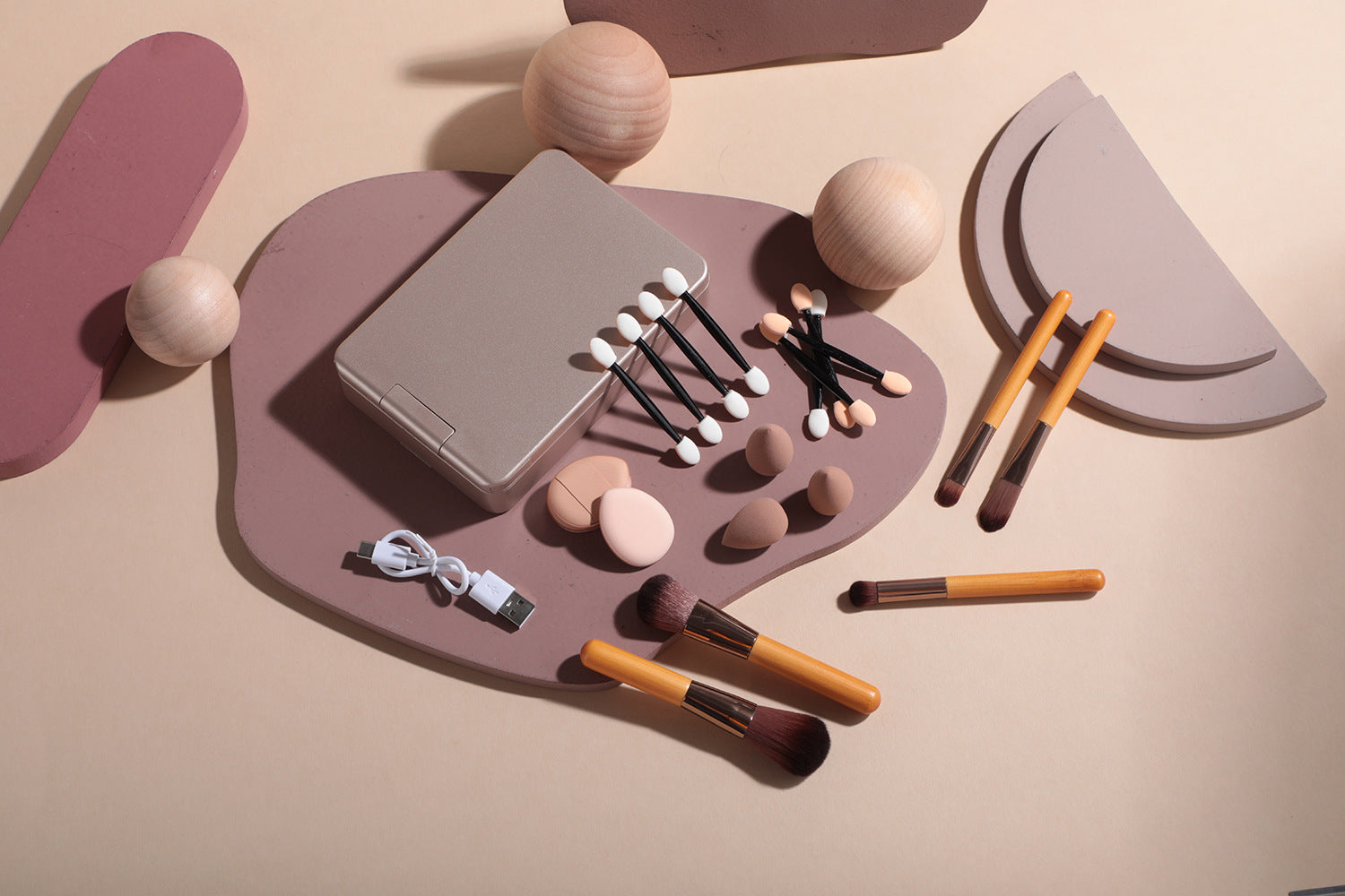 Portable Travel Makeup Brush Set with LED Mirror - Your Beauty Essentials On-The-Go