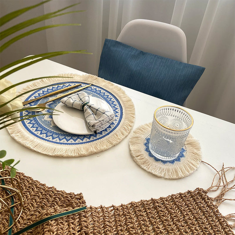 4 Pcs Beige and Grey Boho Chic Woven Cotton Placemat with Tassels - Nordic Bohemian Style(Tableware is a prop for shooting and is not included)
