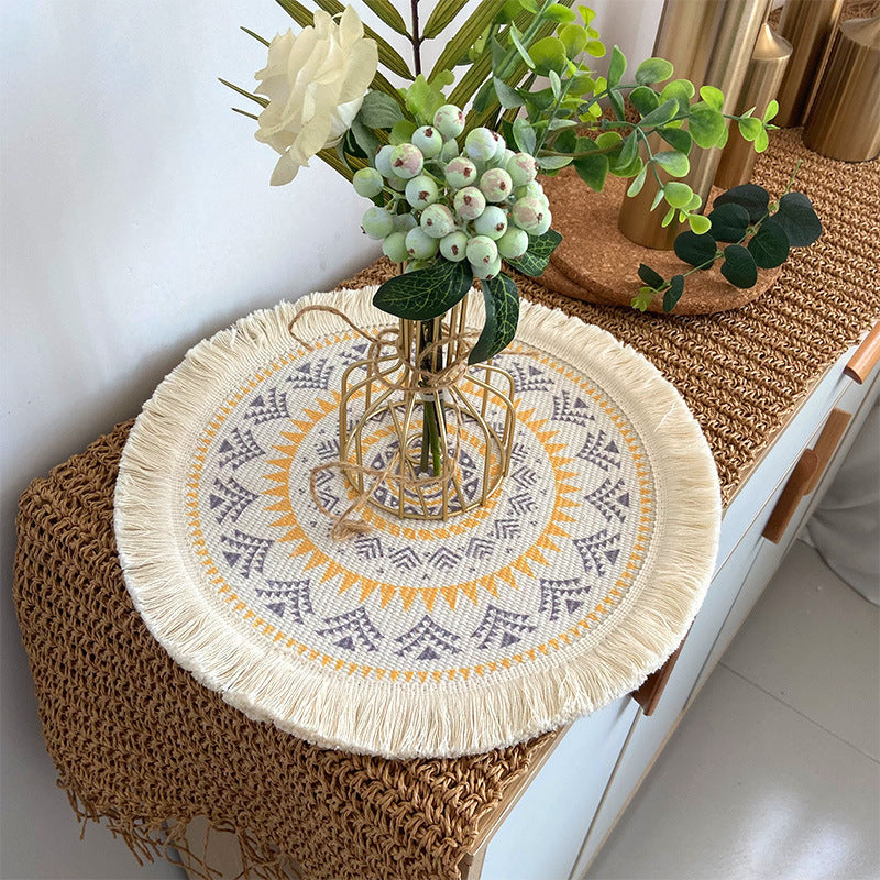 4 Pcs Beige and Grey Boho Chic Woven Cotton Placemat with Tassels - Nordic Bohemian Style(Tableware is a prop for shooting and is not included)
