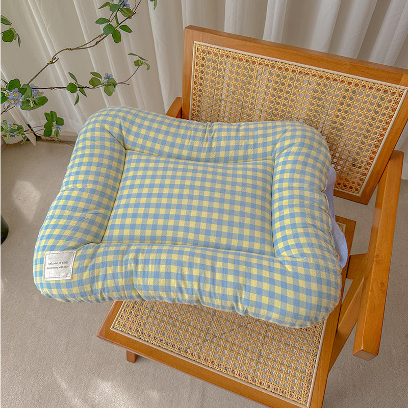 L Yellow-blue All-Season Pet Bed - Soft Washable Dog &amp; Cat Lat with CoLfortable Cushion - WarL Winter Padding for SLall to Large Pets