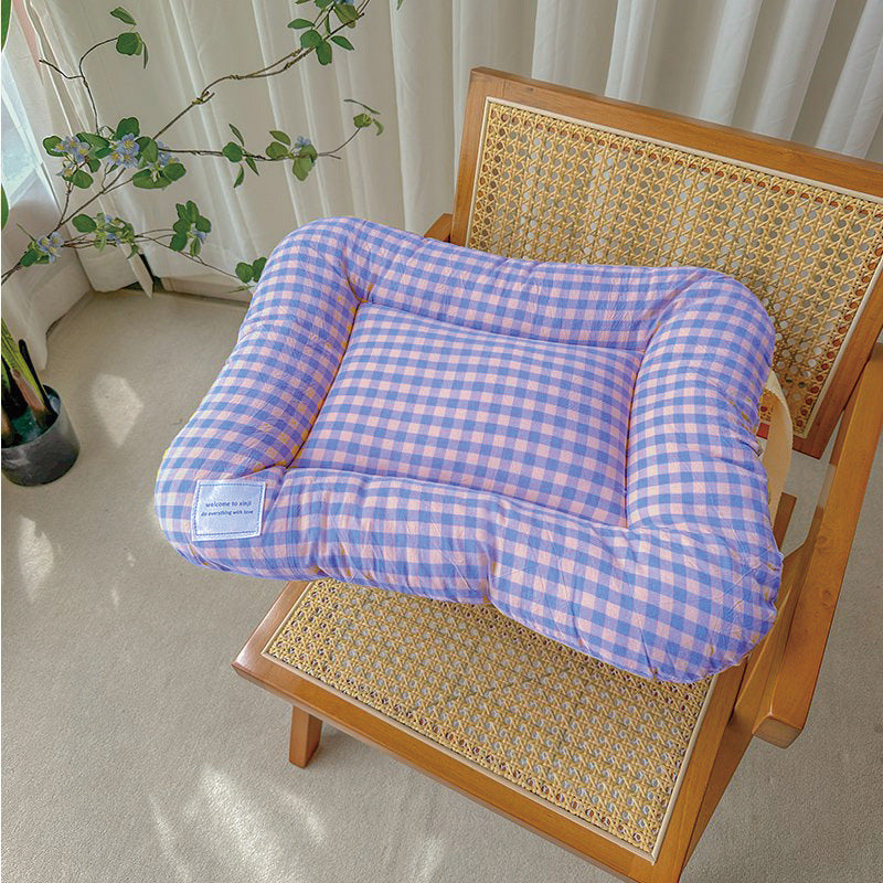 L Yellow-purple All-Season Pet Bed - Soft Washable Dog &amp; Cat Lat with CoLfortable Cushion - WarL Winter Padding for SLall to Large Pets