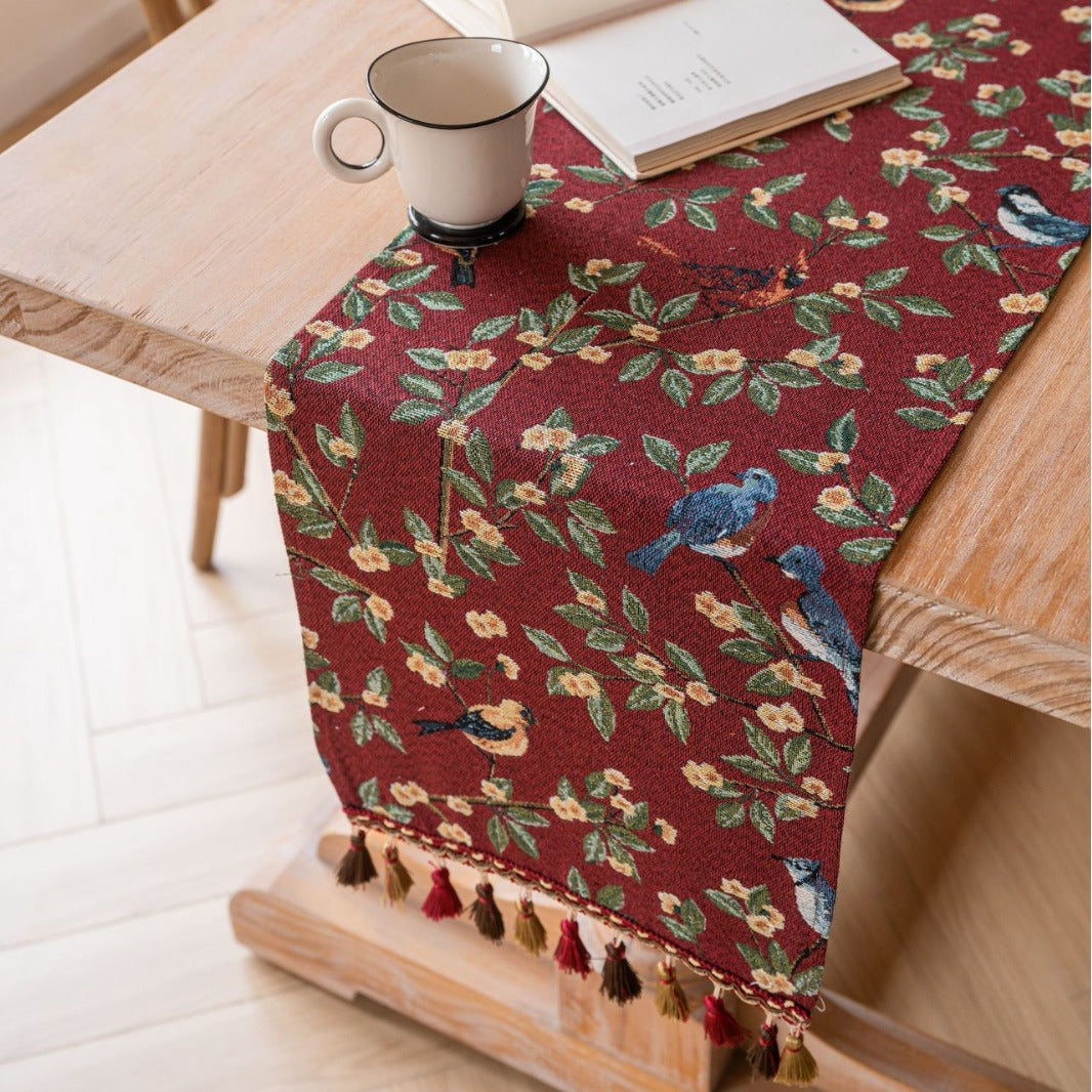 Jacquard Date Red Two Orioles 33-180cm Elegant Geometric Jacquard Table Runner with Tassels - Modern Dining &amp; Coffee Table Decor