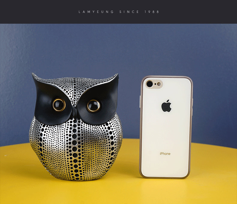 Black resin owl statue - modern perforated design for living room TV cabinet and entryway decoration