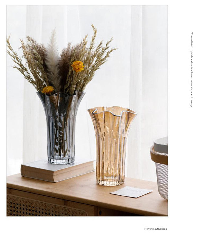 Nordic-Style Glass Vase - Elegant Fluted Flower Vase for Home Decor(Transparent)