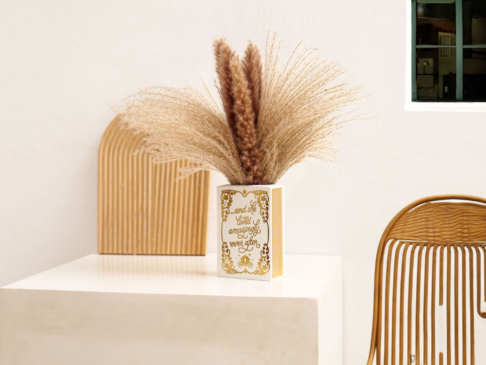 Literary Book Vase - Creative Ceramic Planter & Desk Organizer(Golden Book)