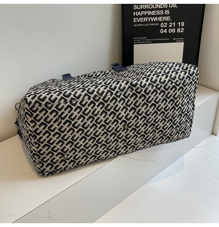 Black Stylish Geometric Pattern Travel Duffel Bag - Large Capacity Lightweight Weekender & Gym Bag