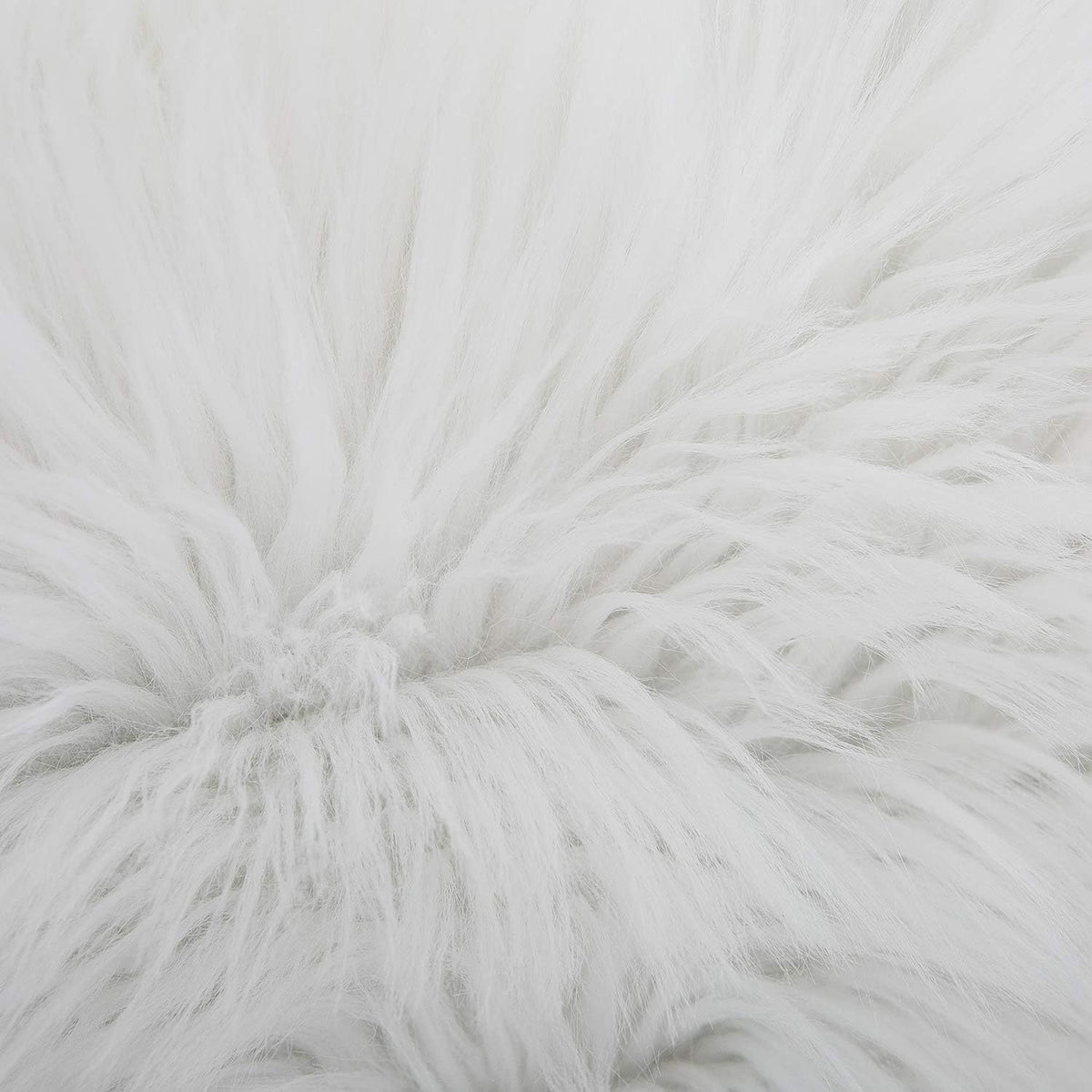 White Luxurious Long Faux Fur Cushion Covers - Set of 2, 45x45cm Soft Plush Decorative Pillowcases for Sofa & Bed