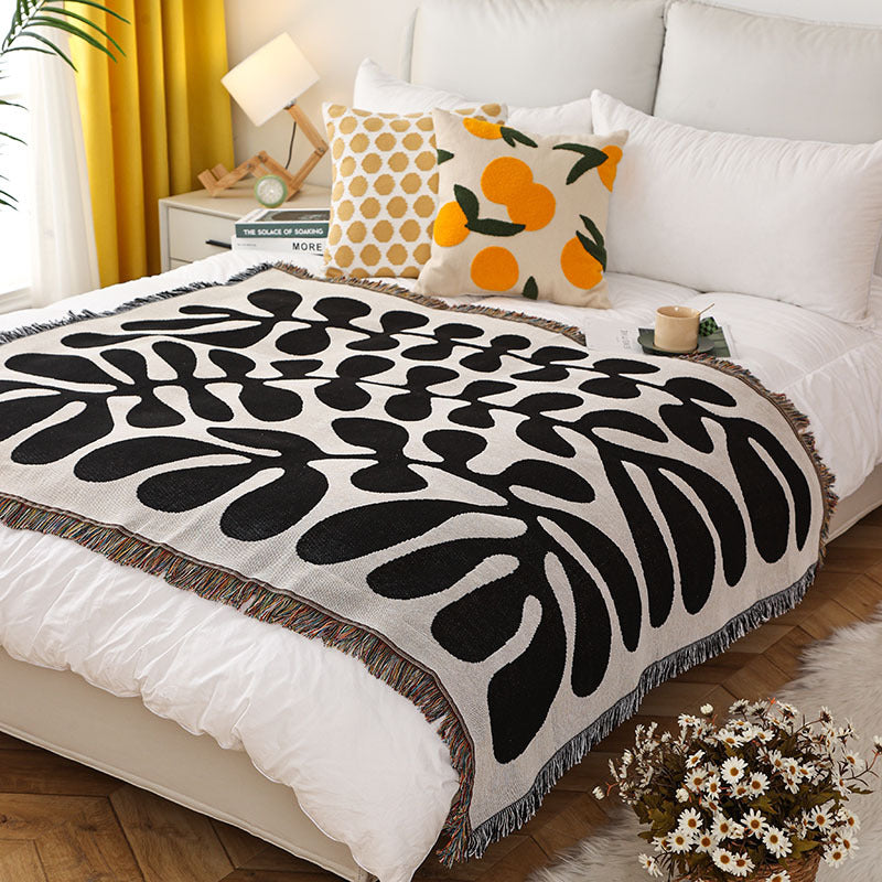 Black-white Vintage American Windline Blanket - Multi-Use Design