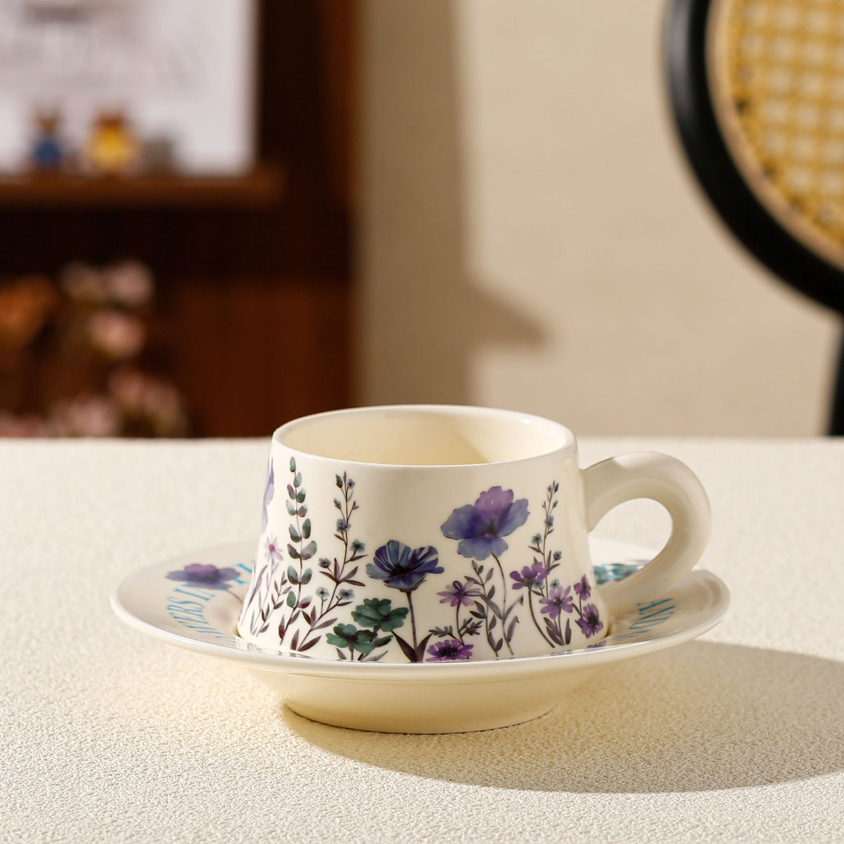 Vintage Floral Ceramic Coffee Cup &amp; Saucer Set(White disc - purple flowers)