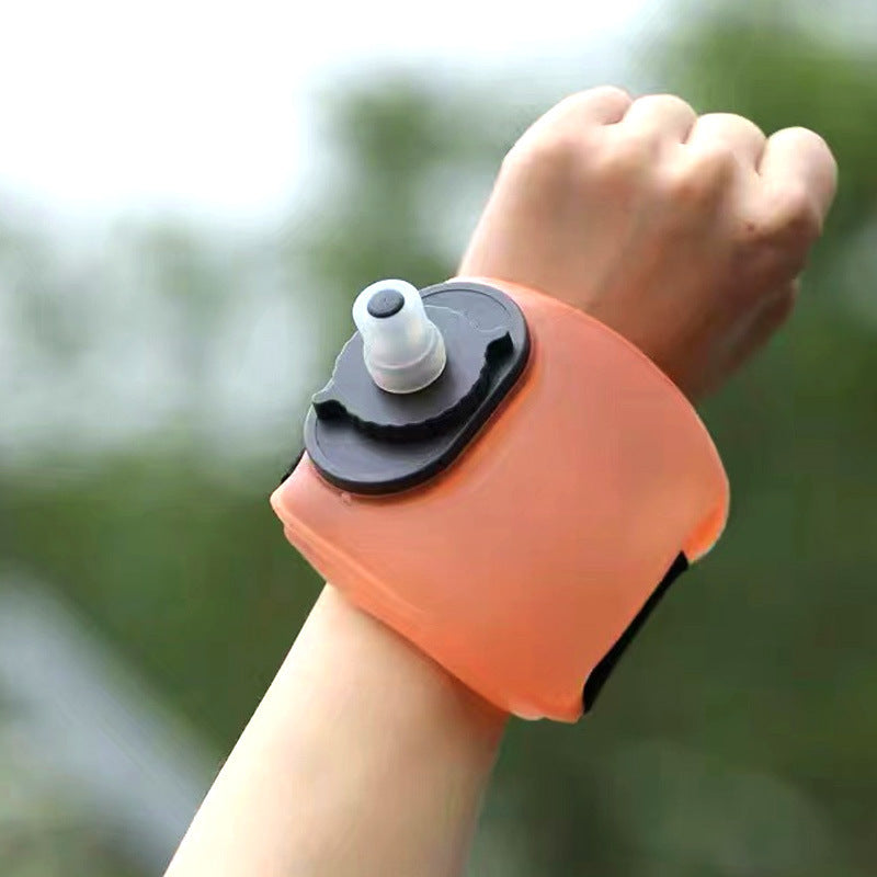 Wearable Sports Wrist Water Bottle - 200ml BPA-Free Silicone Flask with Adjustable Strap & Bite Valve(Orange)