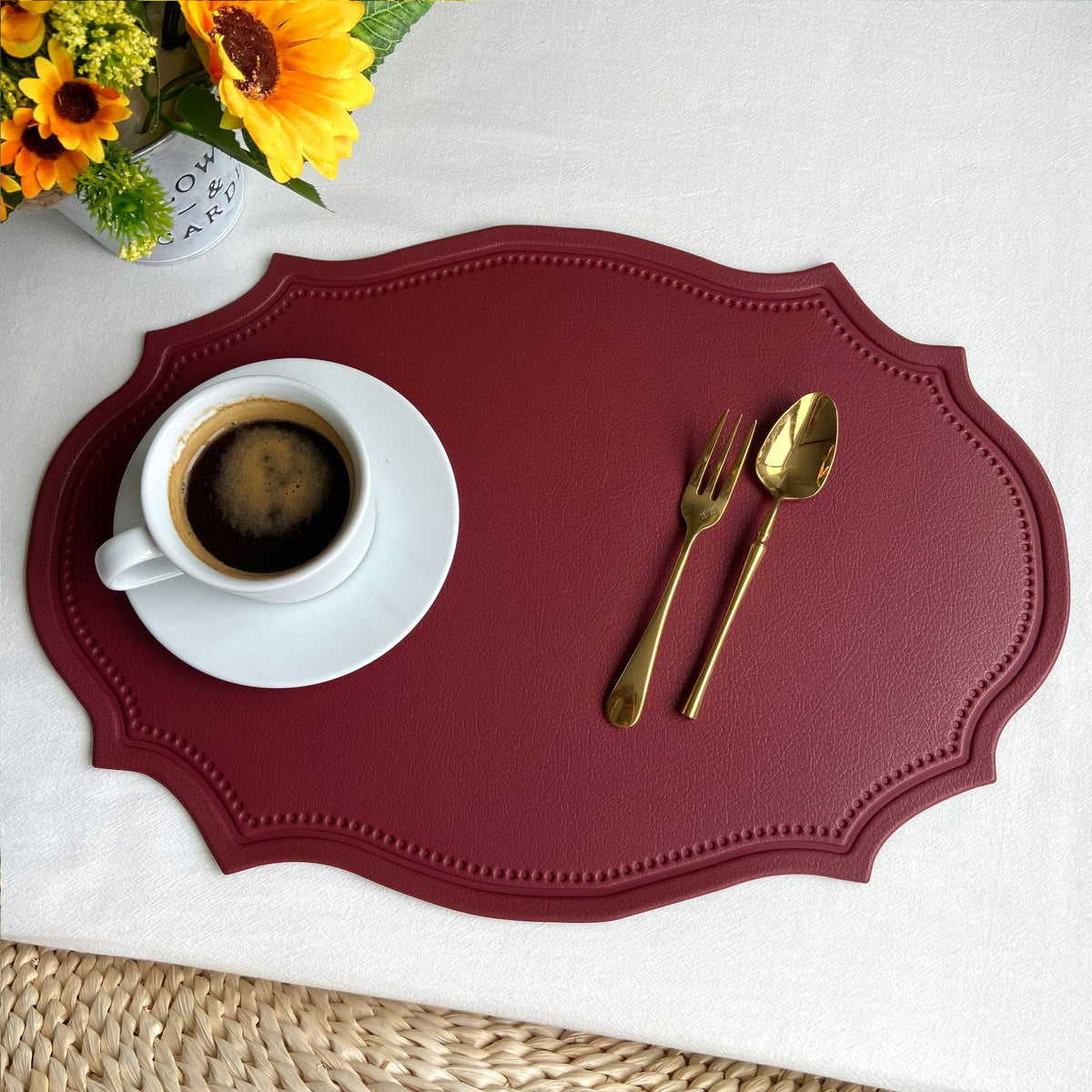 4 pcs Retro Faux Leather Placemat - Waterproof &amp; Oil-Proof Dining Table Mat (Wine red)