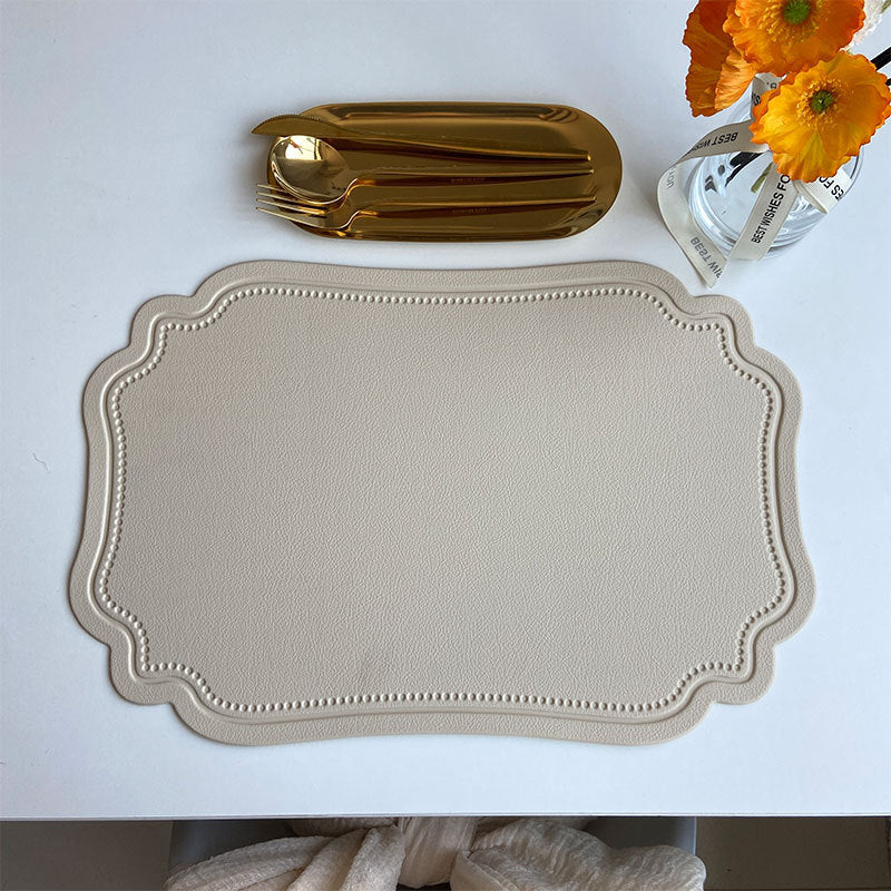4 pcs Retro Faux Leather Placemat - Waterproof &amp; Oil-Proof Dining Table Mat (Beige)