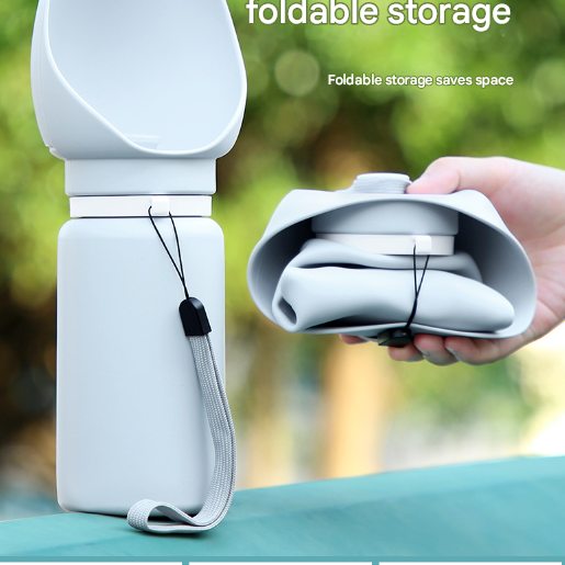 Grey Portable Pet Dog Water Bottle 550ml - Foldable Food-Grade Silicone Travel Drinker with Leak-Proof Dispenser