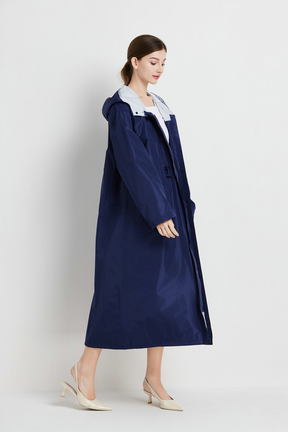 Size M Dark Blue Women's Chic Lightweight Waterproof Raincoat - Long Hooded Packable Rain Jacket with Pouch