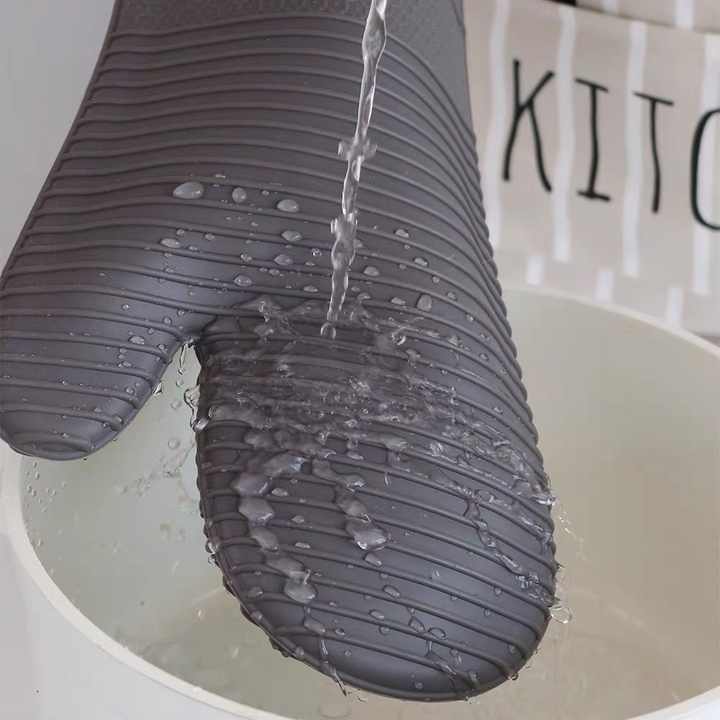 Grey Premium Heat Resistant Silicone Oven Mitts (Pair) - Non-Slip Grip, Cotton Lined for Kitchen Baking, Grilling & BBQ