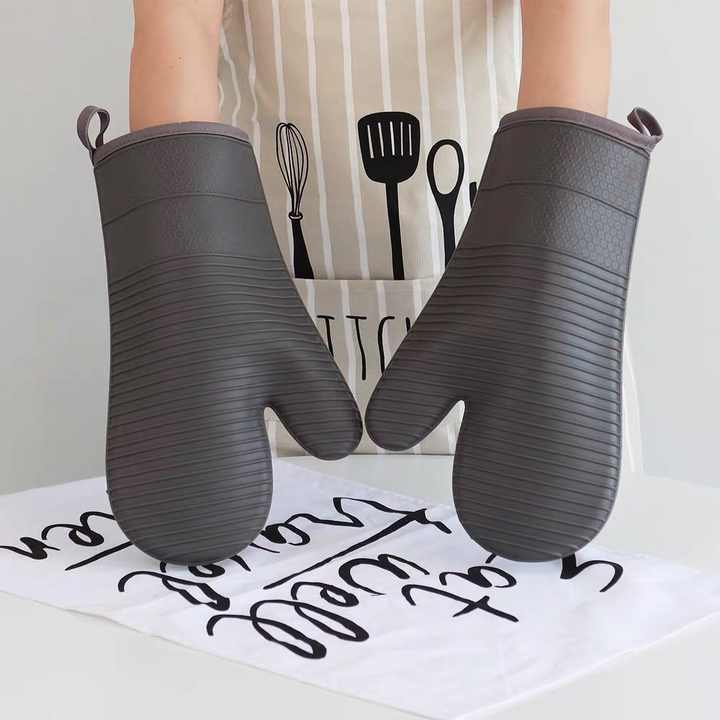 Grey Premium Heat Resistant Silicone Oven Mitts (Pair) - Non-Slip Grip, Cotton Lined for Kitchen Baking, Grilling & BBQ