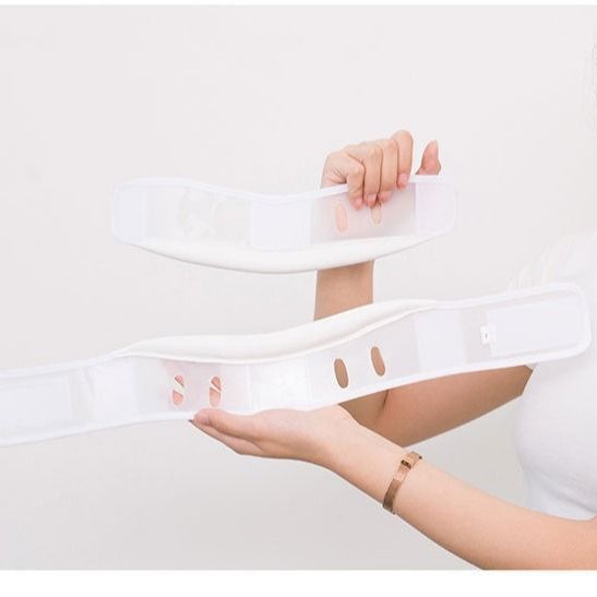 Size S White Adjustable Cervical Collar Neck Brace - Breathable Support for Pain Relief & Posture