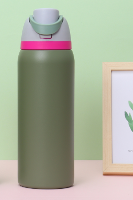 Green 32oz 304 Stainless Steel Insulated Water Bottle - Dual-Drink Pop-Up Lid