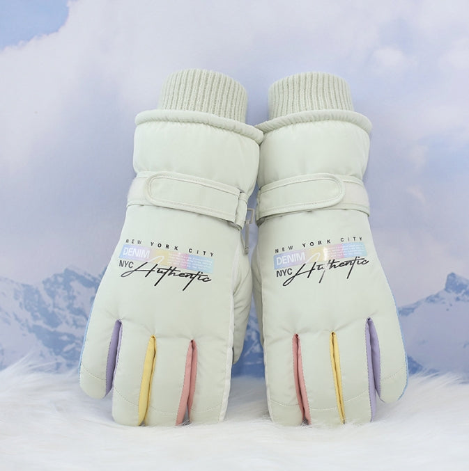 Green Women&#39;s Warm Winter Ski Gloves - Waterproof &amp; Windproof Touchscreen Gloves for Snow Sports