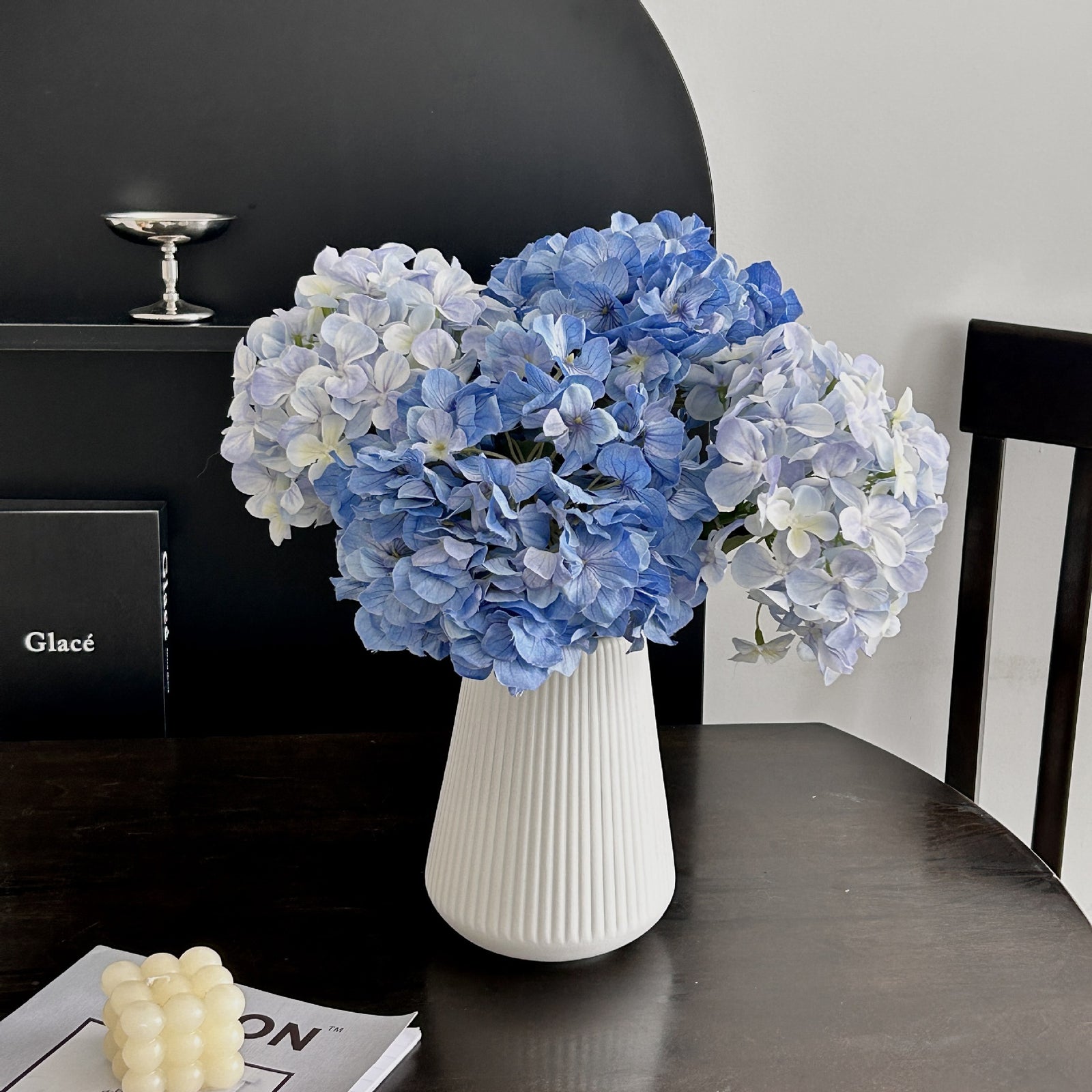 5-Piece White Premium Lifelike Hydrangea Artificial Flowers- 60cm Long Stem Faux Floral Bouquet for Home, Wedding & Vase Decor