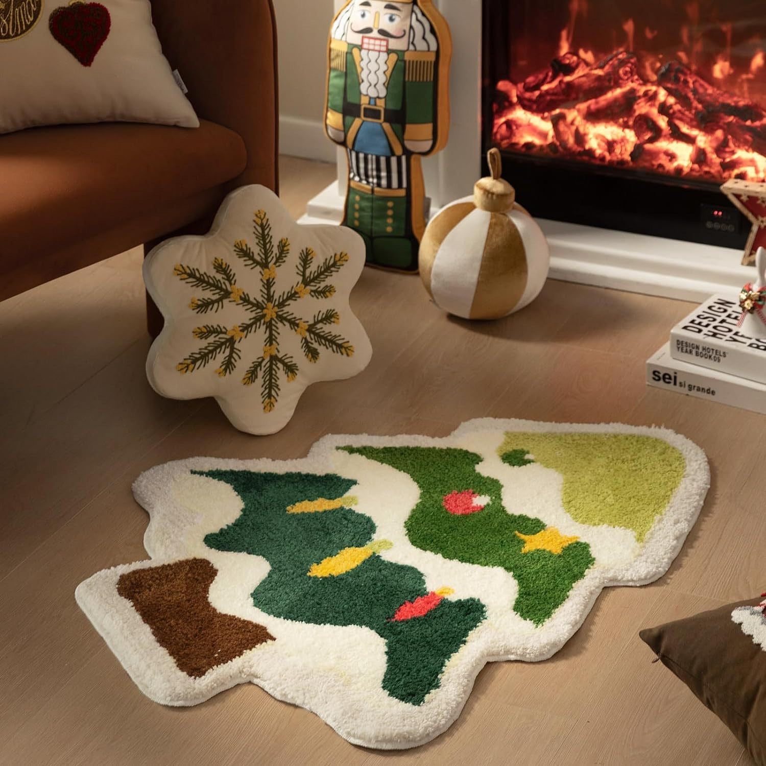 Green Christmas tree style Festive Christmas Shaped Floor Mat - Plush Non-Slip Holiday Accent Rug(Style 3)