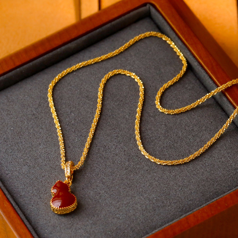 Elegant Gourd Pendant Necklace with Adjustable Textured Chain - Lucky Calabash Jewelry for Women(red)
