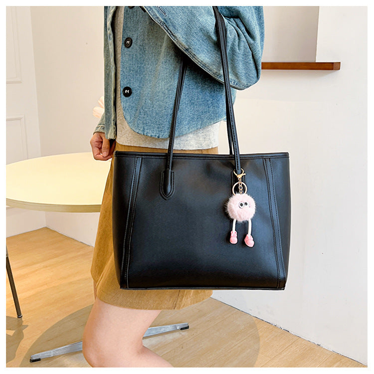 Black Chic Large Capacity Tote Bag - PU Leather Commuter Shoulder Handbag for Women
