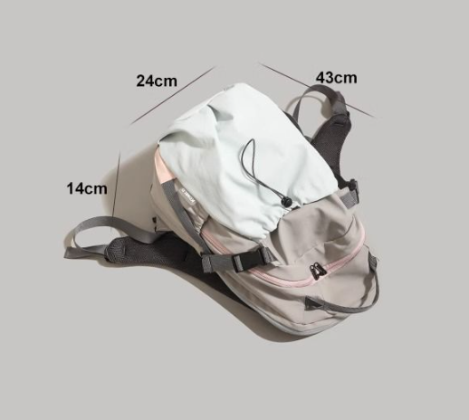 Red Minimalist Laptop Backpack Large Capacity 43cm for Men and Women - Unisex Casual School Bag for Uni and Work