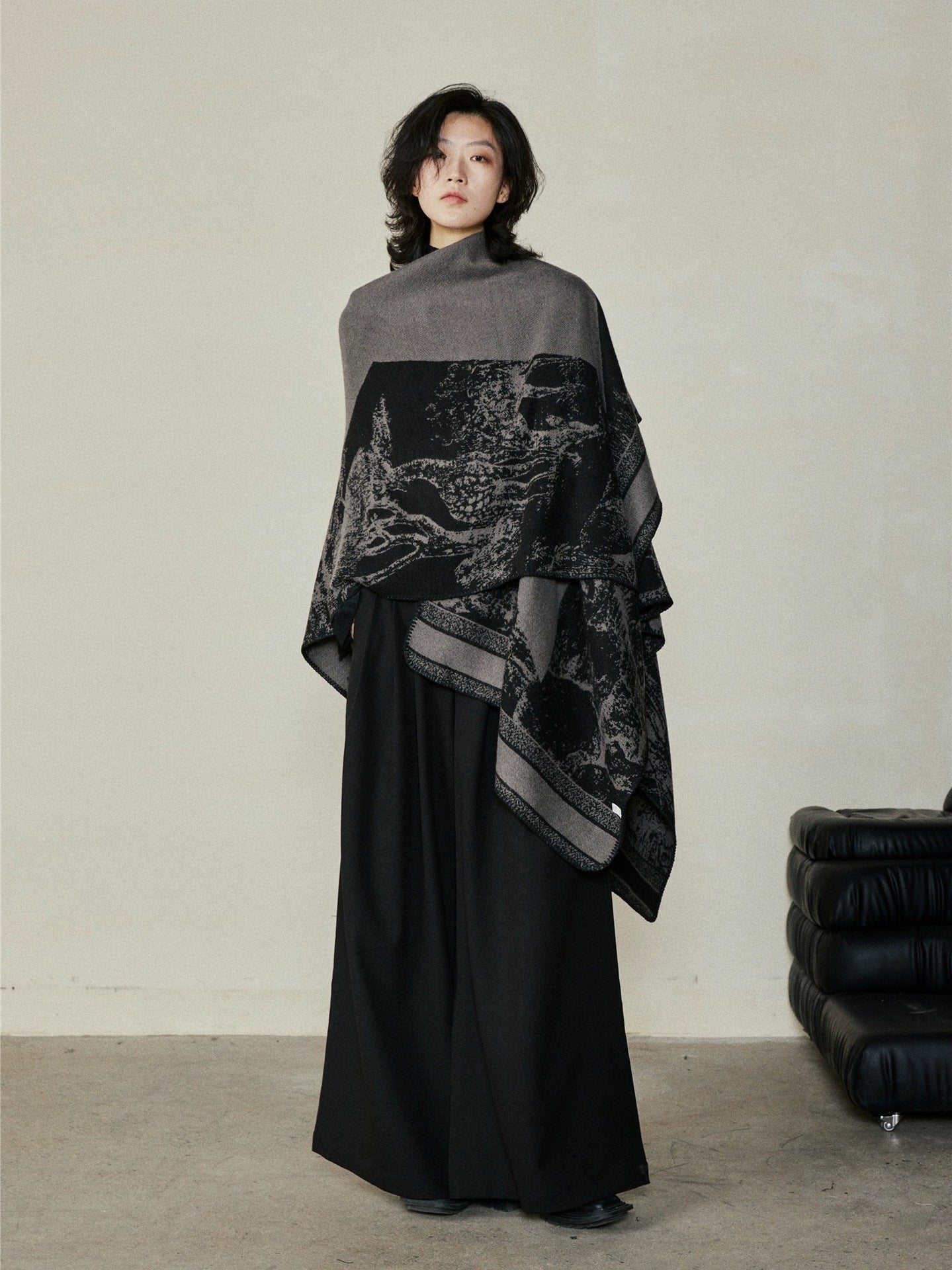Faux Cashmere Shawl (Qingming Scroll Print) - Purple Cyan, 160*135cm