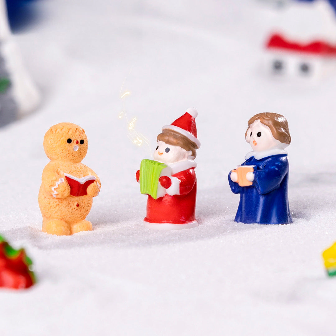 Green Christmas tree 5 Pack Miniature Christmas Figurines DIY Micro Landscape Decoration Accessories Cute Resin Ornaments for Holiday Crafts