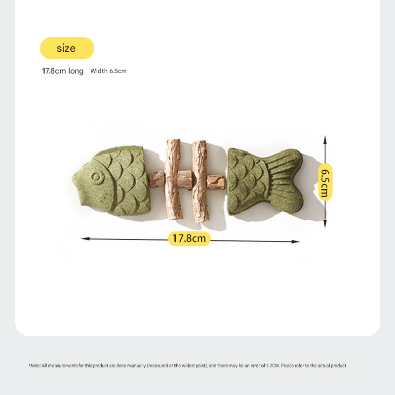 Green 5 Pack Cat Catnip Toys Fish Bone Shaped Silvervine Chew Sticks for Teeth Cleaning and Interactive Play