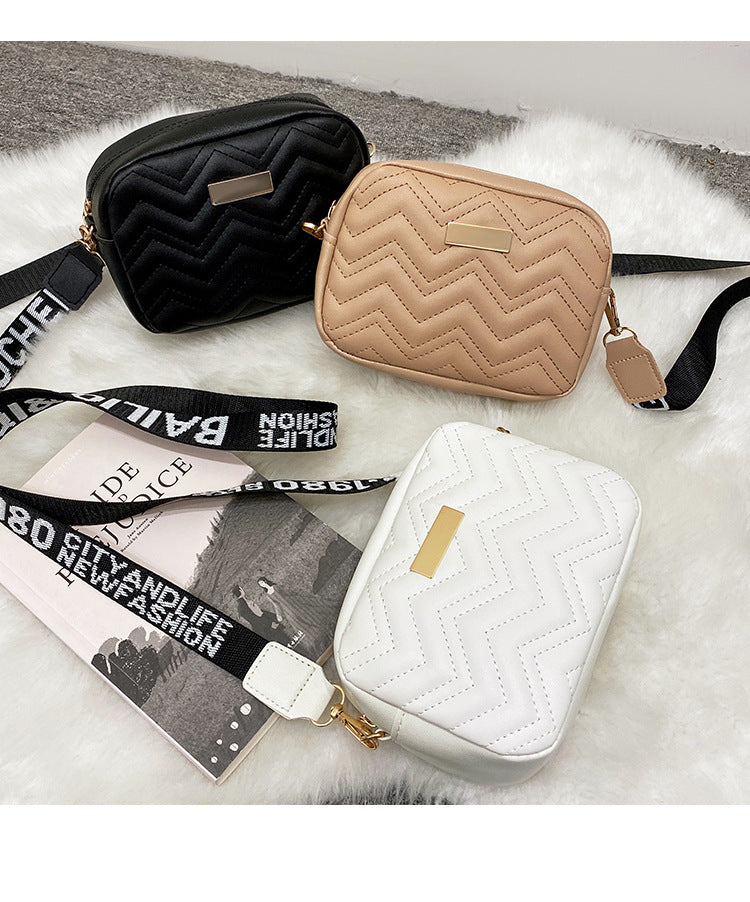 Women's khaki Quilted Crossbody Bag Small PU Leather Shoulder Purse with Wide Patterned Strap Ideal for Travel and Daily Use