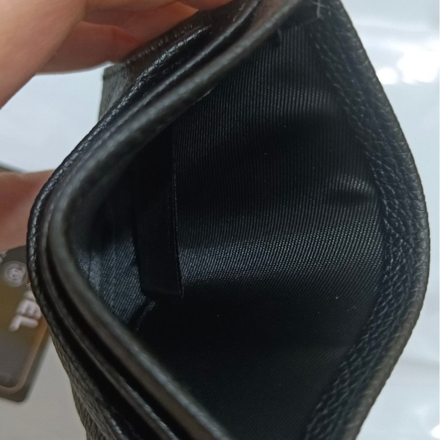 Genuine Leather Quilted Card Holder - Slim Chevron Wallet with 5 Slots - Minimalist Credit Card Case for Men & Women - Black (10.5cm x 8cm)